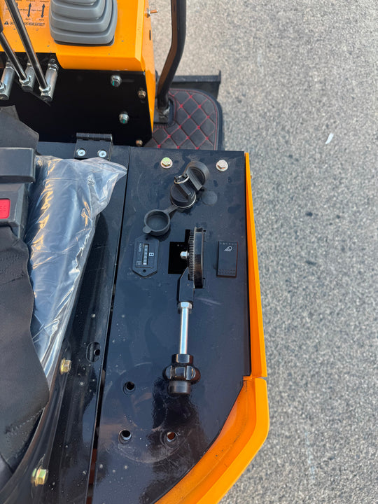 Mini Excavadora Nueva Giratoria 1000 Kg JPC Motor Koop de 1 Cilindro Con Enfriador de Aceite