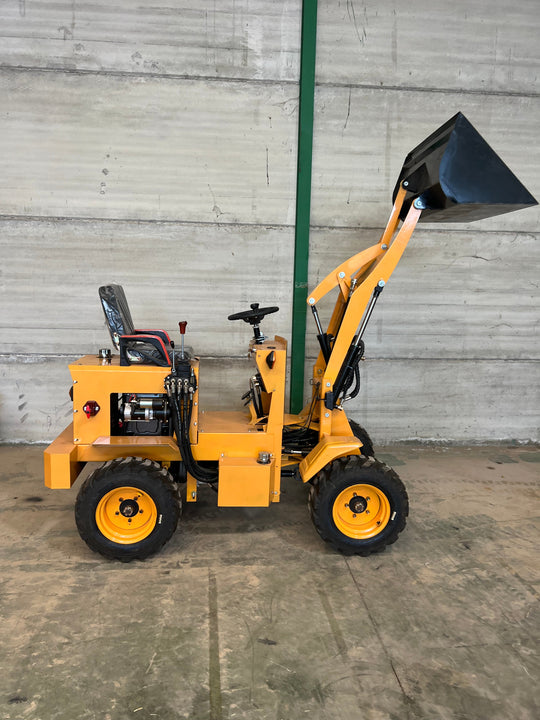 Pala Cargadora Diesel Articulada 4x4 de Ruedas 750kg