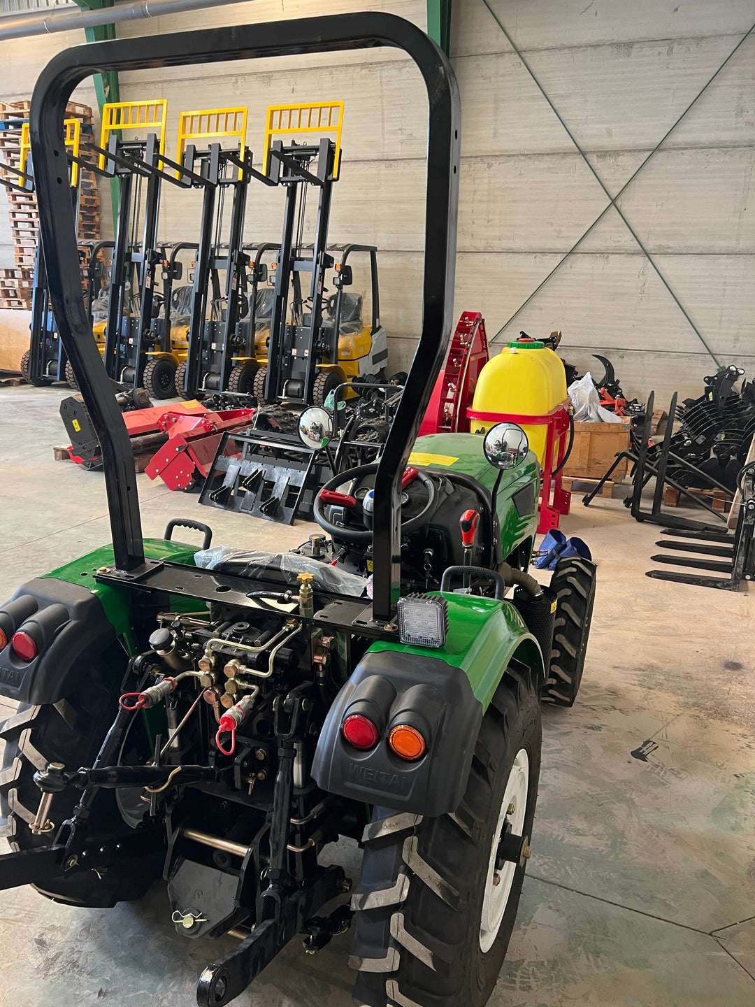 Tractor Diesel 50CV 4 Cilindros Especial Invernadero