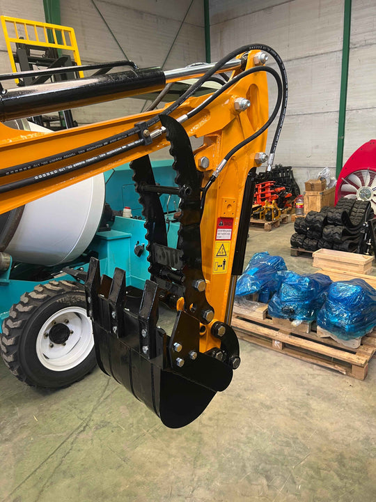 Mini Excavadora Pequeña 1000 Kg Giratoria JPC Motor Koop de 1 Cilindro Con Enfriador de Aceite