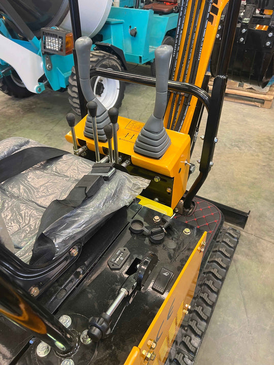 Mini Excavadora Nueva Giratoria 1000 Kg JPC Motor Koop de 1 Cilindro Con Enfriador de Aceite