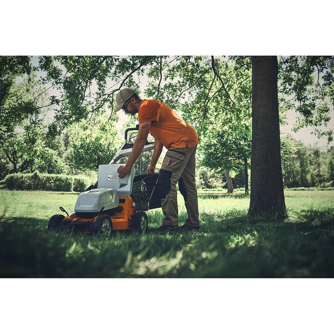 Cortacésped STIHL RMA 750 V - Sin batería ni cargador