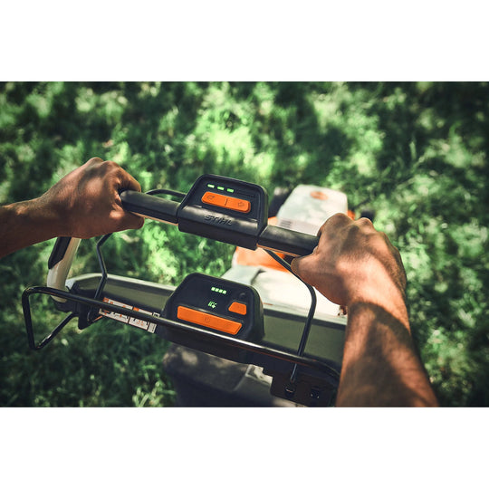 Cortacésped STIHL RMA 756 V - Sin batería ni cargador