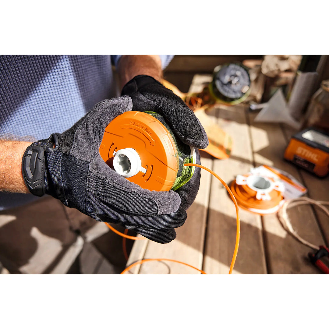 Desbrozadora STIHL FSA 70 R + Batería AK 20 y cargador