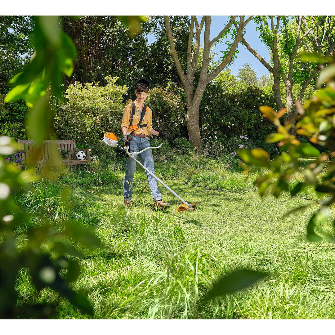 Desbrozadora STIHL FSA 80 + Batería AK 30 S y cargador