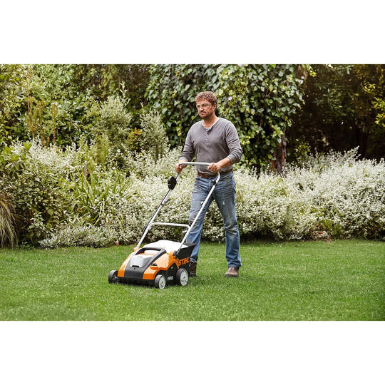 Escarificador STIHL RLA 240 + Batería AK 30 S y cargador