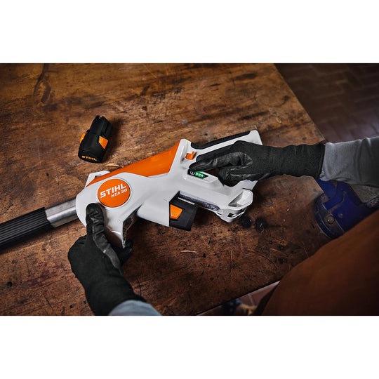 Podadora de Altura STIHL HTA 30 + 2 Baterías AS 2 y cargador