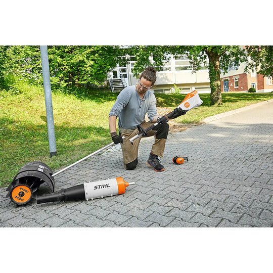 Sistema STIHL KMA 135 R - Sin batería ni cargador