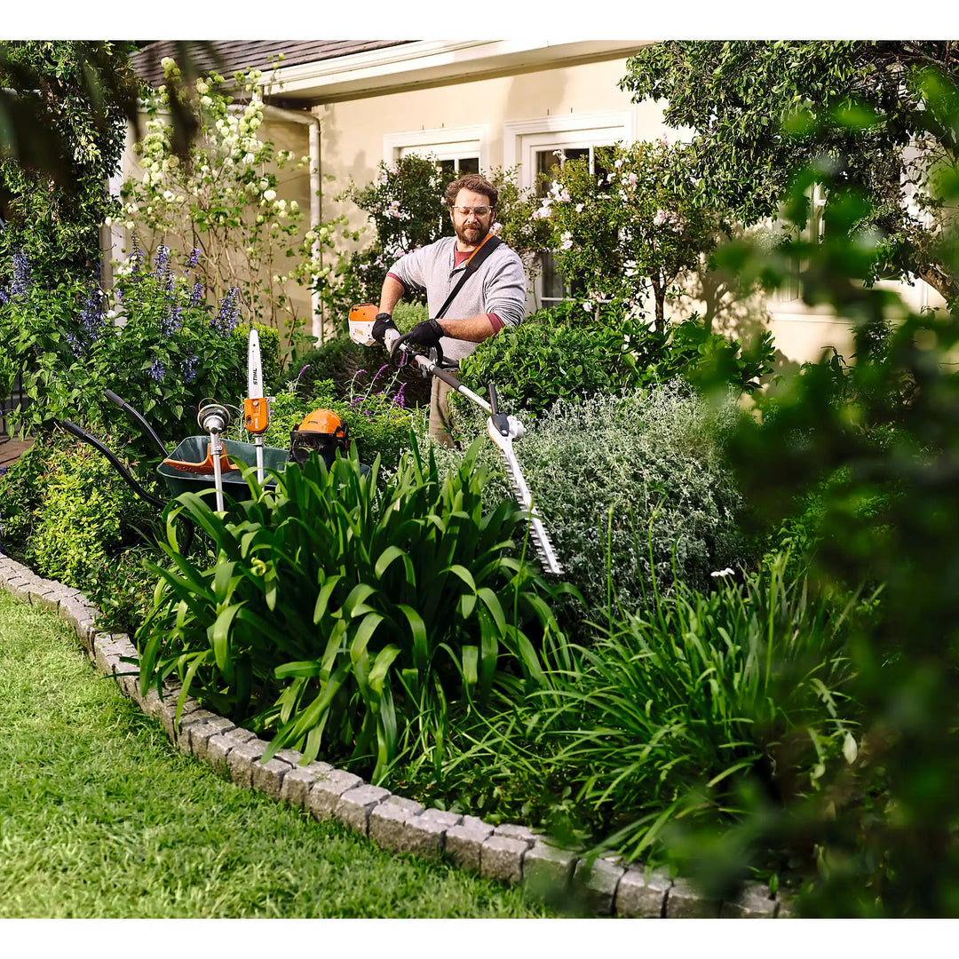 Sistema STIHL KMA 80 R - Sin batería ni cargador