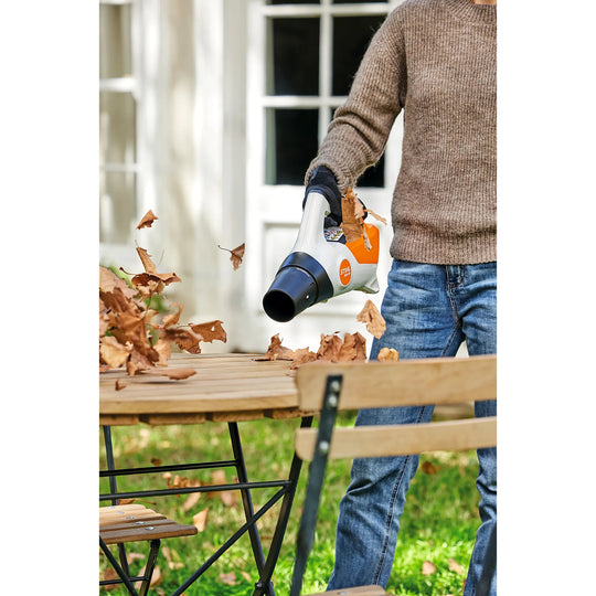 Soplador STIHL BGA 30 - Sin batería ni cargador